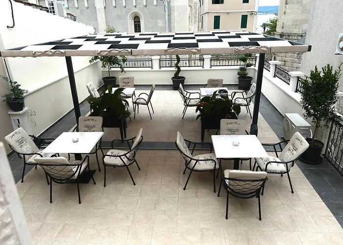 Apartments Villa Mira