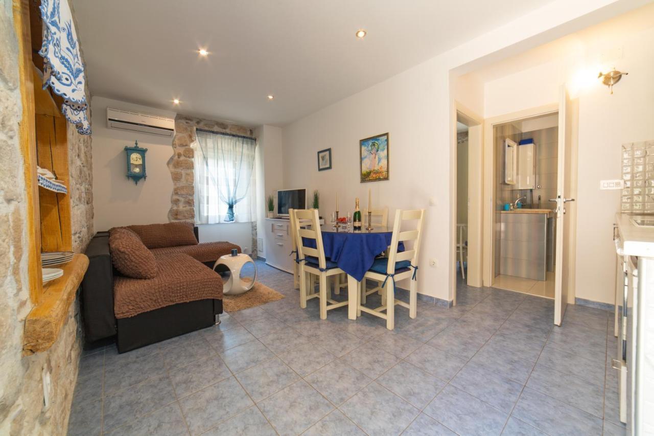 Apartament Mira