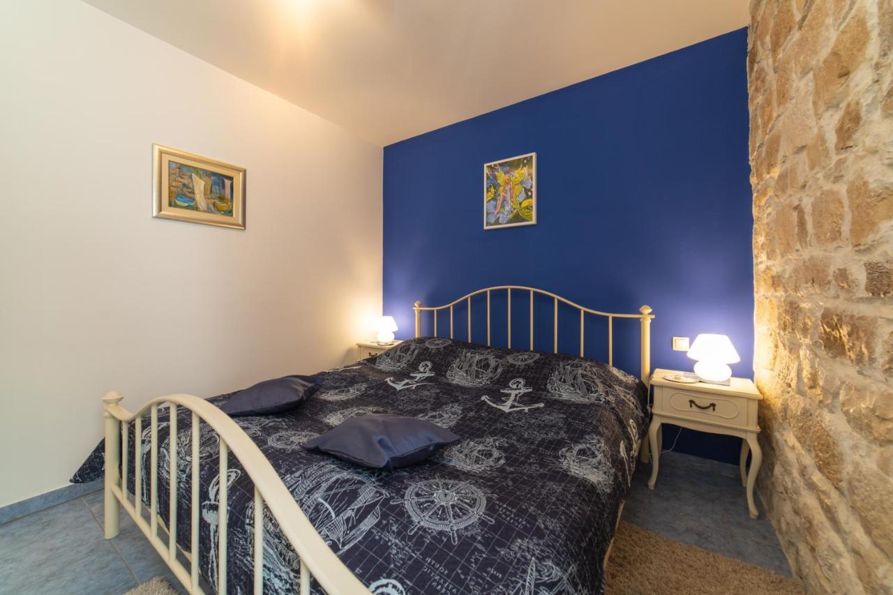 Apartament Mira